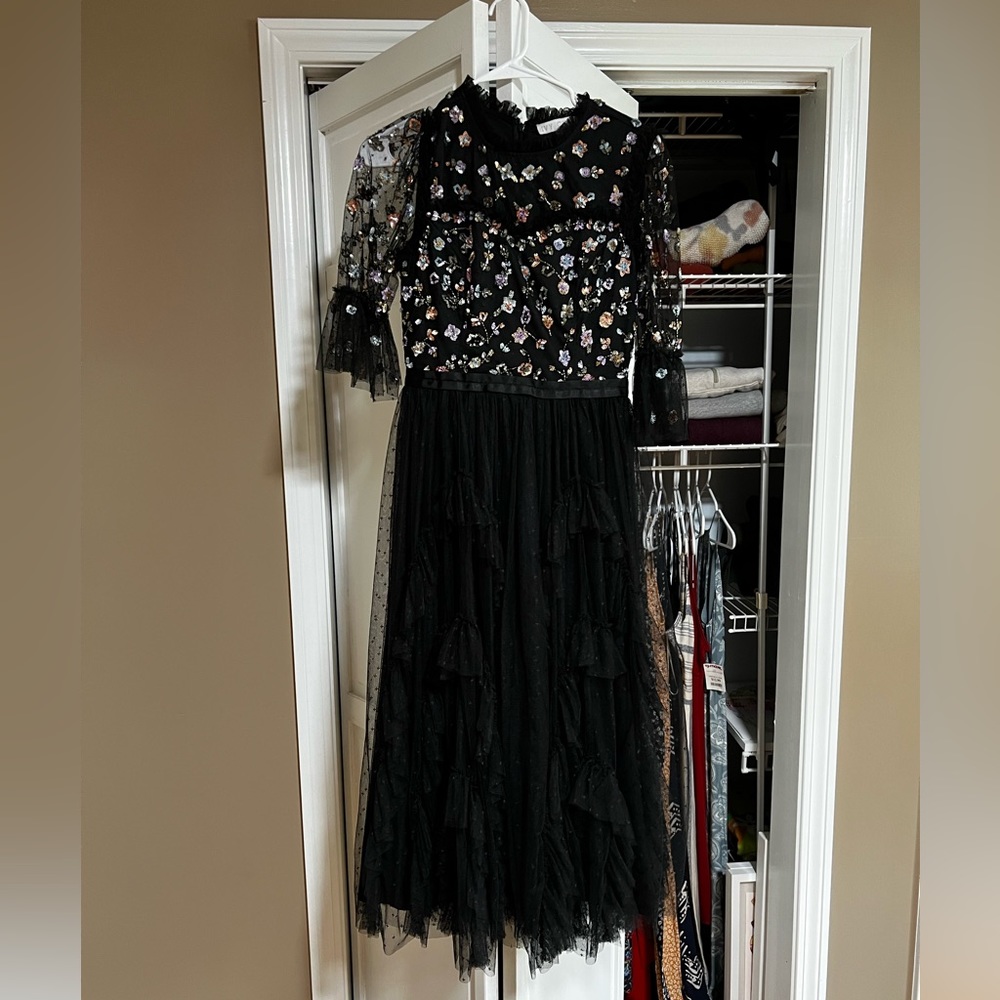 Ivy City Co Sequined Midi Dress